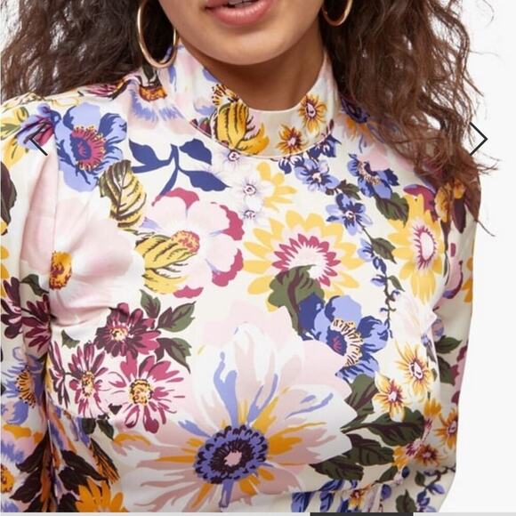 JustFab Birch Floral Shift Dress - Picture 3 of 10